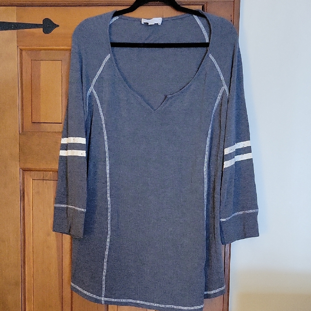 SUZANNE BETRO RELAXED FIT ATHLETIC STYLE TUNIC TEE